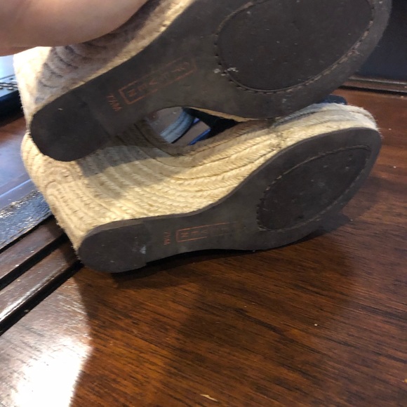 Sandals - Picture 4 of 5